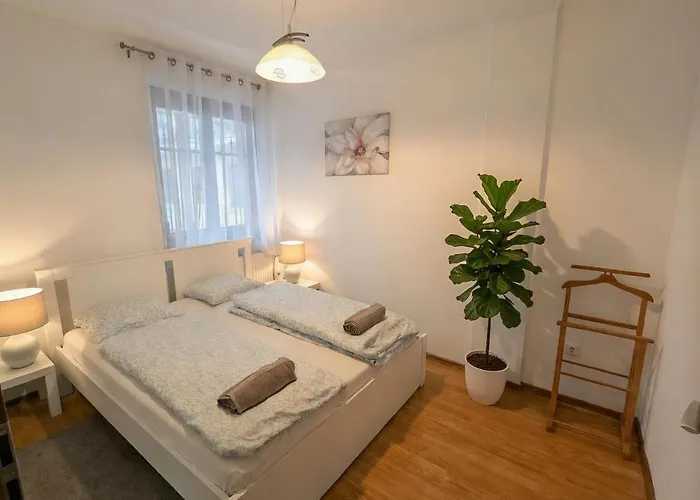 公寓 Downtown Astoria Deluxe Loft *