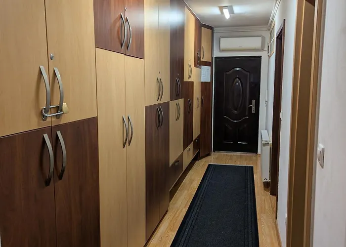 Downtown Astoria Deluxe Loft
