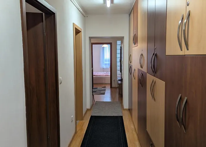 Downtown Astoria Deluxe Loft Apartament *